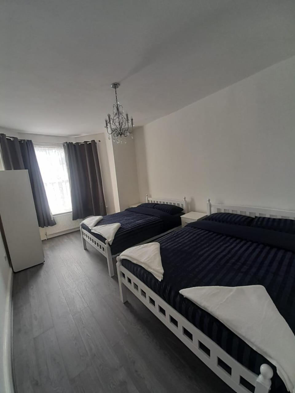 Rayan'S Lodge Stratford London Ngoại thất bức ảnh
