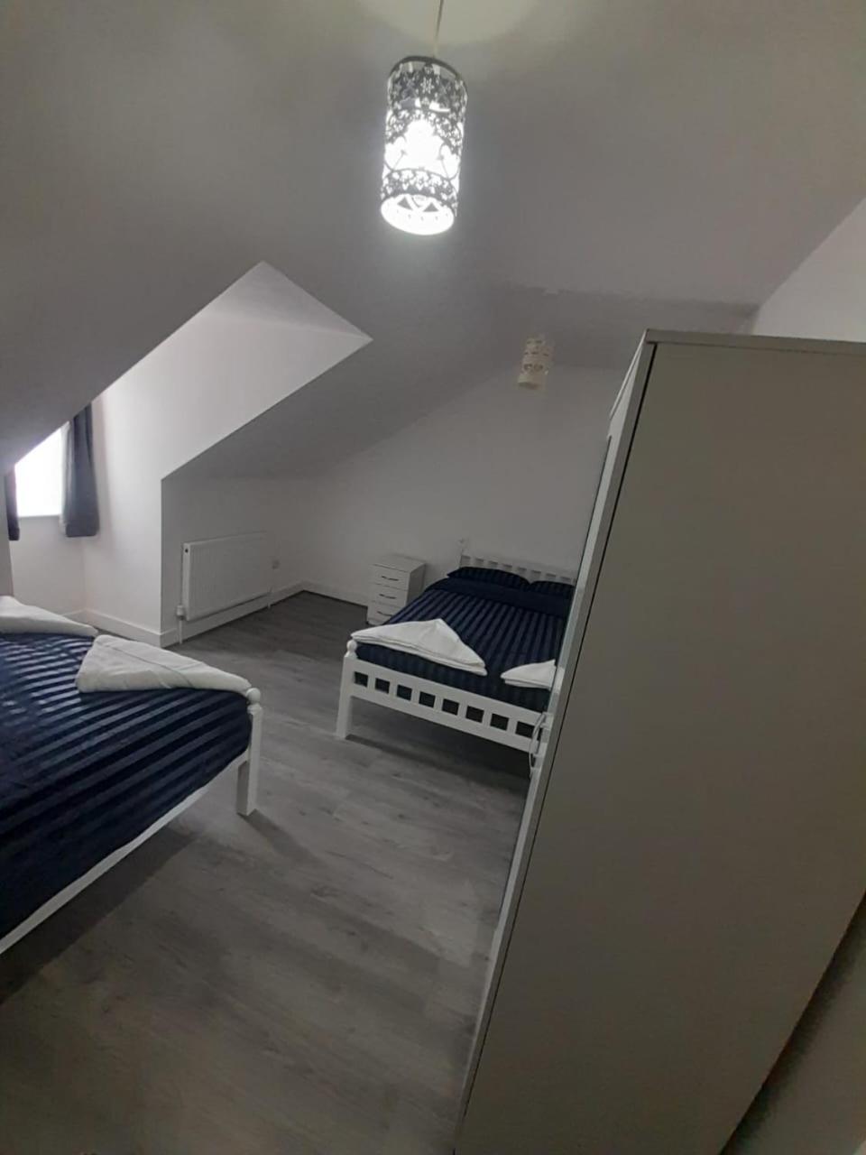Rayan'S Lodge Stratford London Ngoại thất bức ảnh