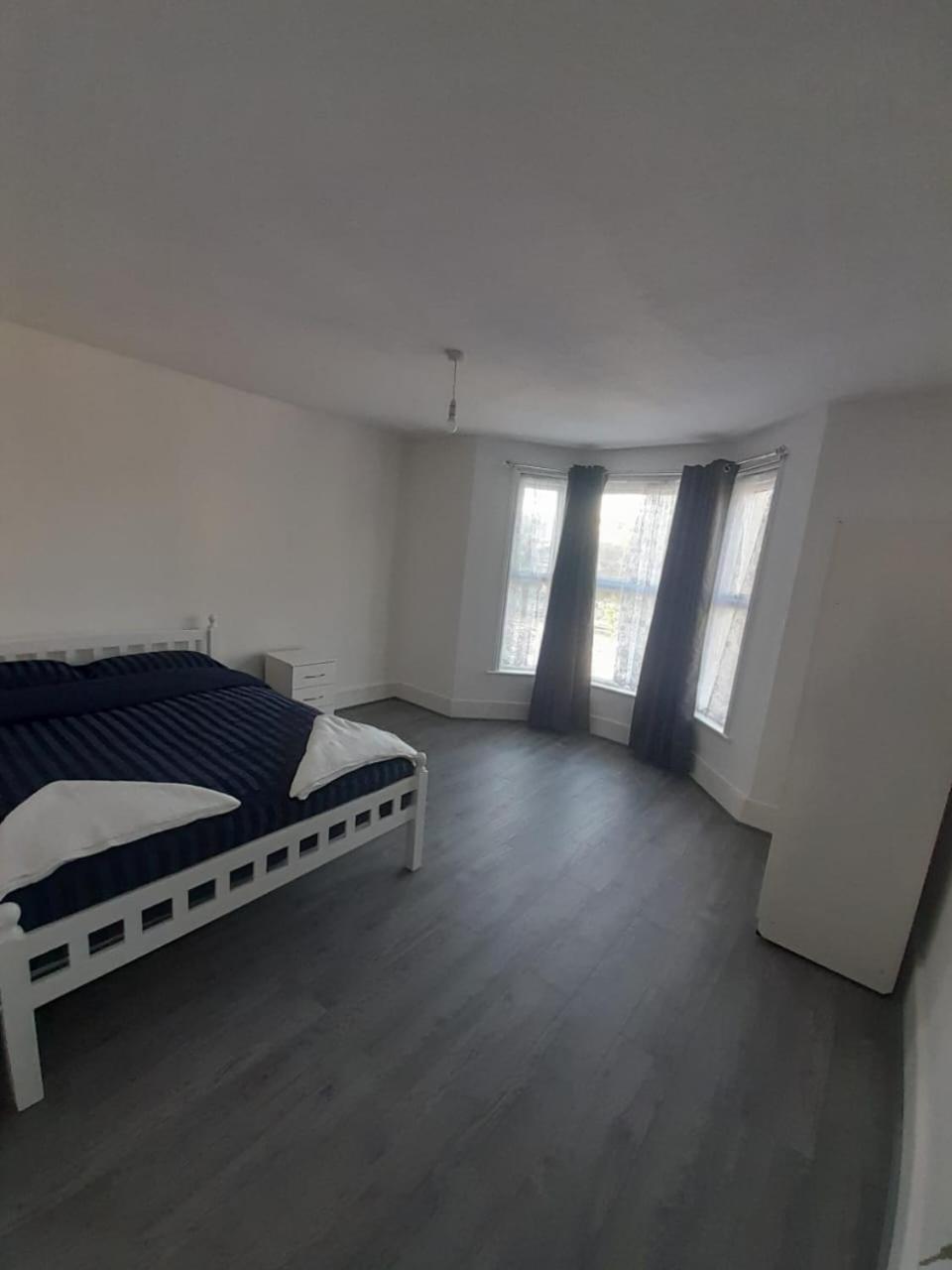 Rayan'S Lodge Stratford London Ngoại thất bức ảnh