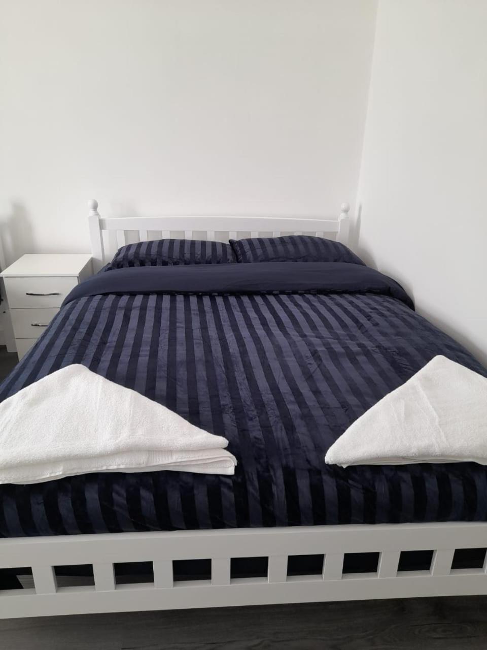 Rayan'S Lodge Stratford London Ngoại thất bức ảnh