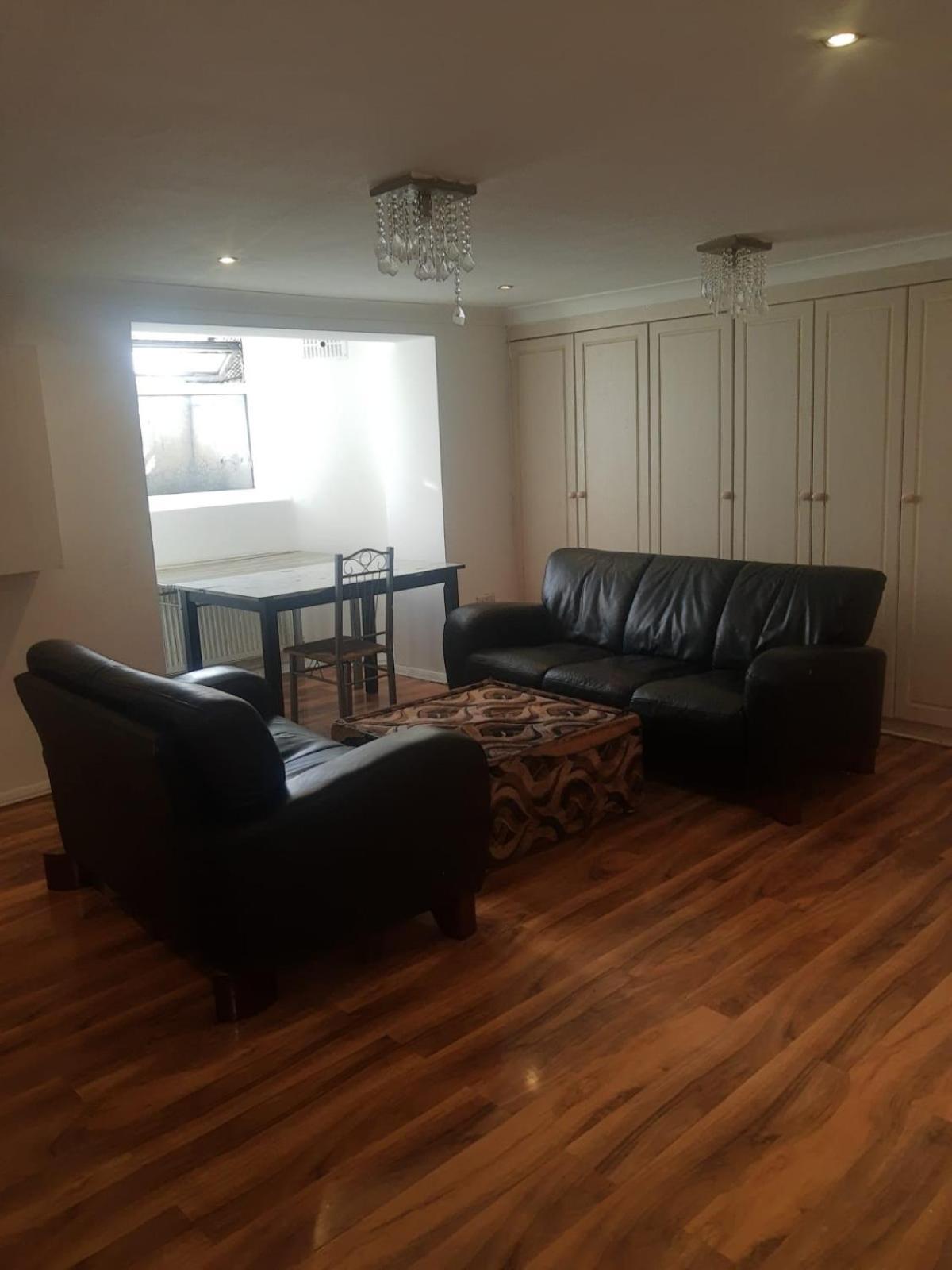 Rayan'S Lodge Stratford London Ngoại thất bức ảnh